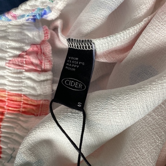 Adorable summer shorts size small NWT - Picture 7 of 8